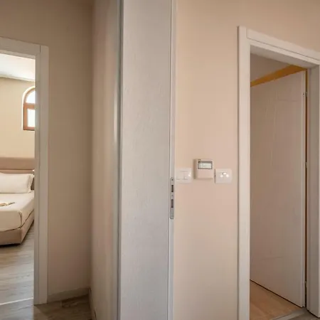 酒店 Palma Sarandë