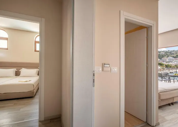 Hotel Palma Sarandë